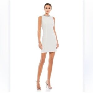 Calvin Klein Cream Midi Length Dress Gold Chain Accent Fitted Size 2 Sleeveless